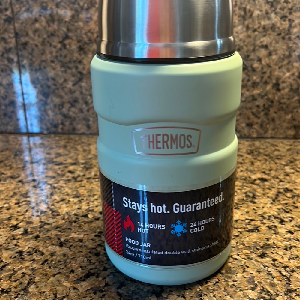Thermos 24 oz food jar. Brand new